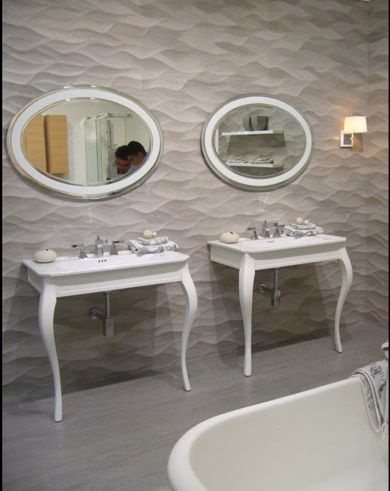 Mobile bagno moderno — showroom Progetto Bagno Barletta